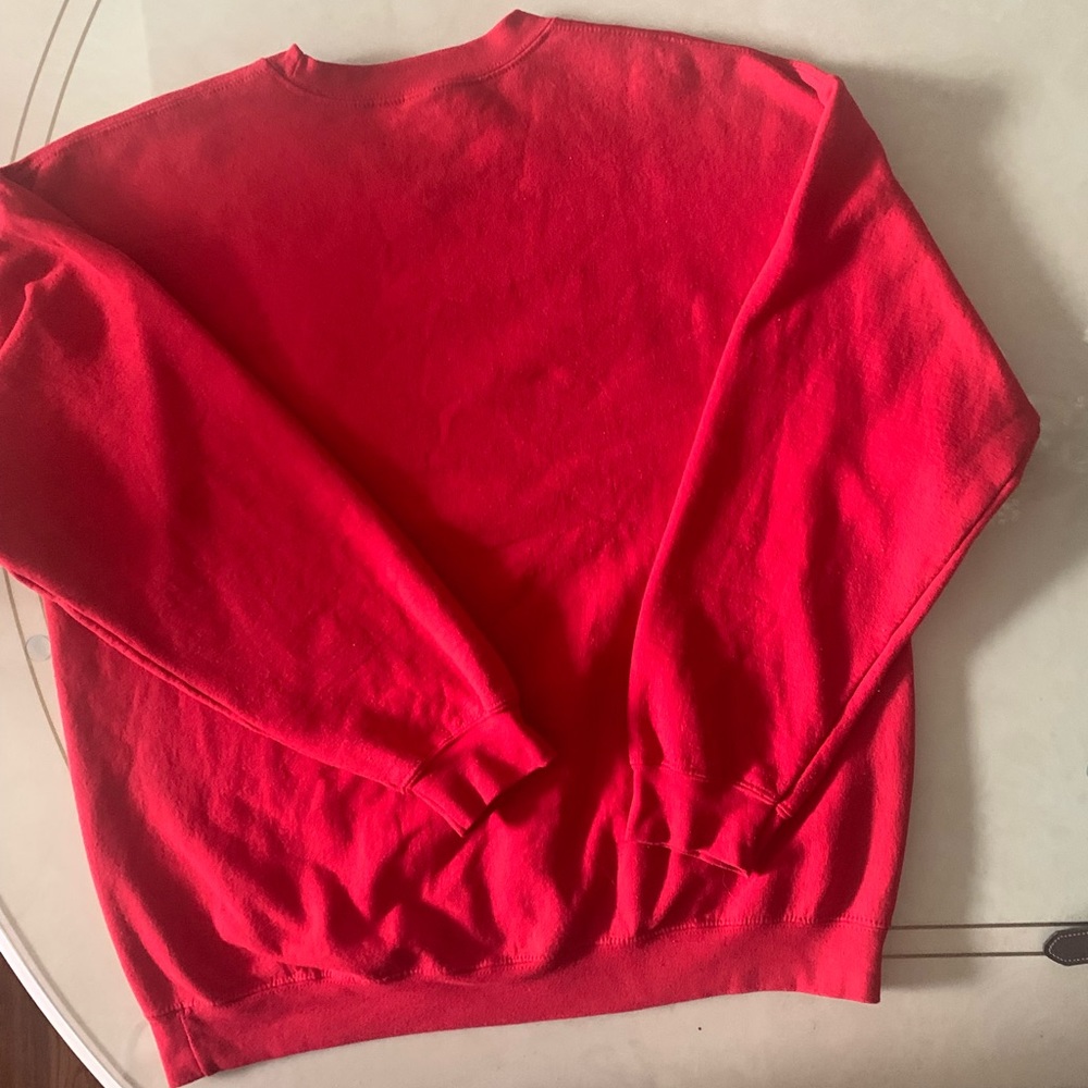 Gildan’s Women’s Sweatshirt - Picture 15 of 16